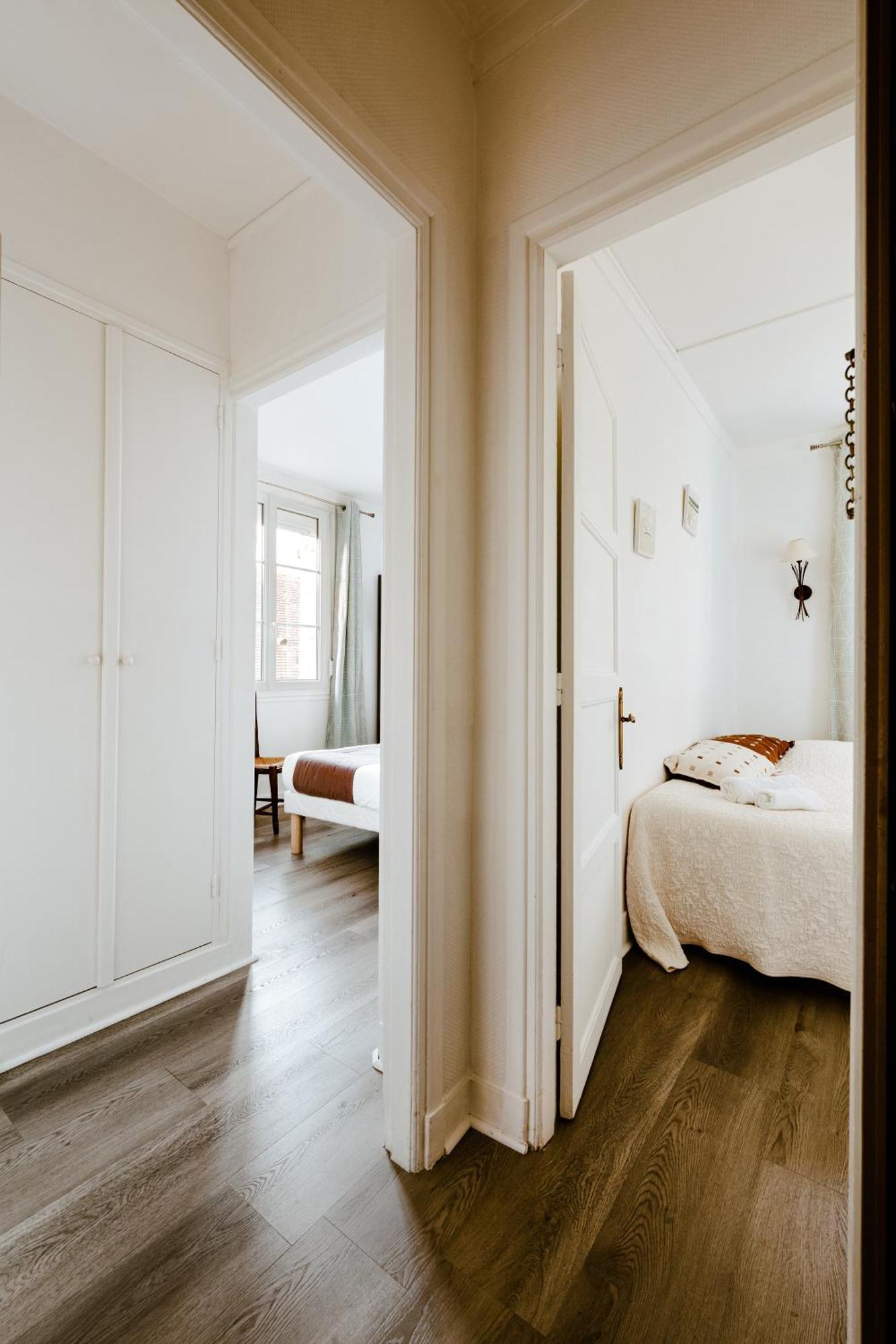 Logis Hotel Le Relais De La Poste Restaurant Le Fil Du Temps Thury-Harcourt-le-Hom 외부 사진