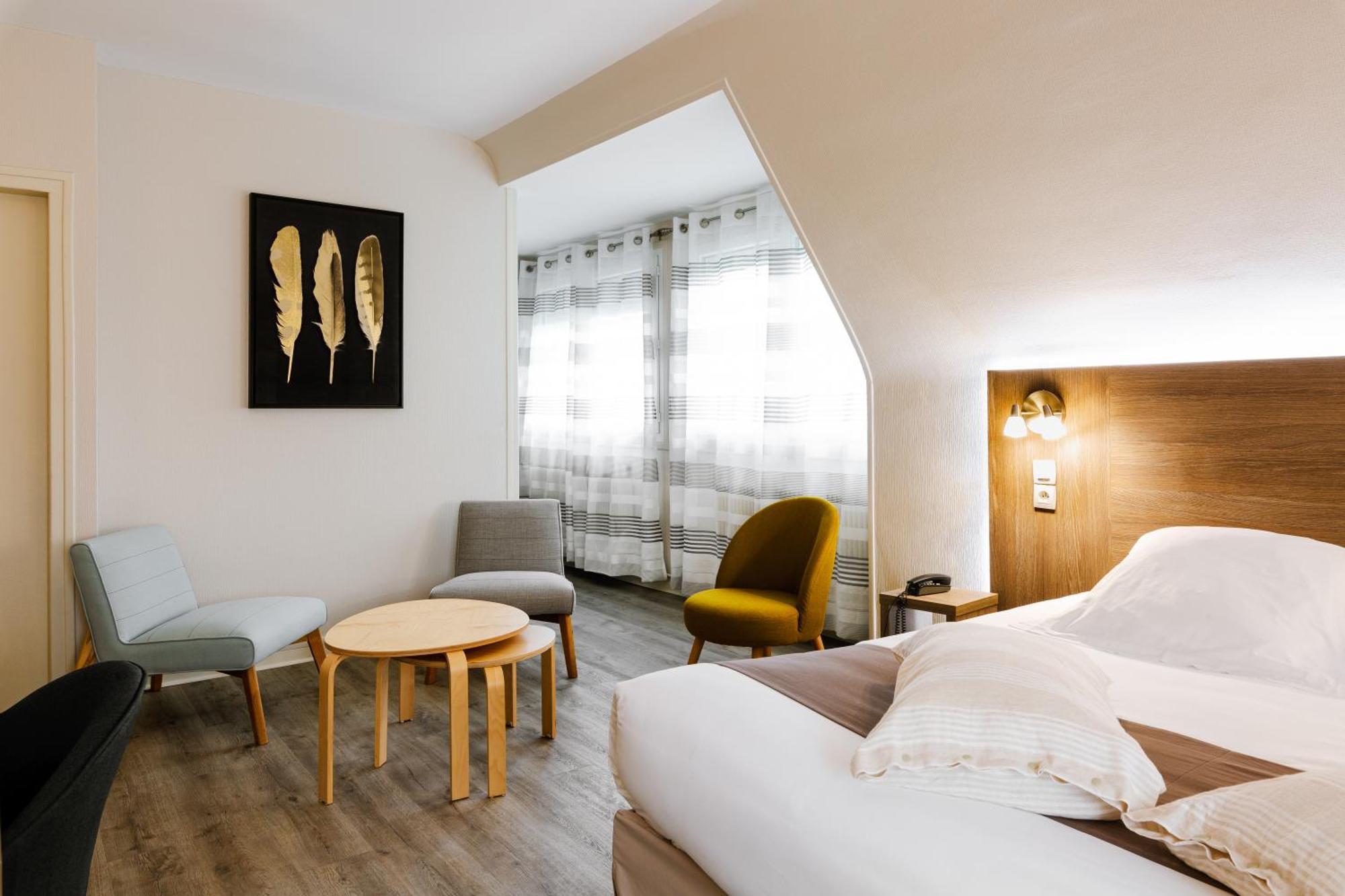 Logis Hotel Le Relais De La Poste Restaurant Le Fil Du Temps Thury-Harcourt-le-Hom 외부 사진