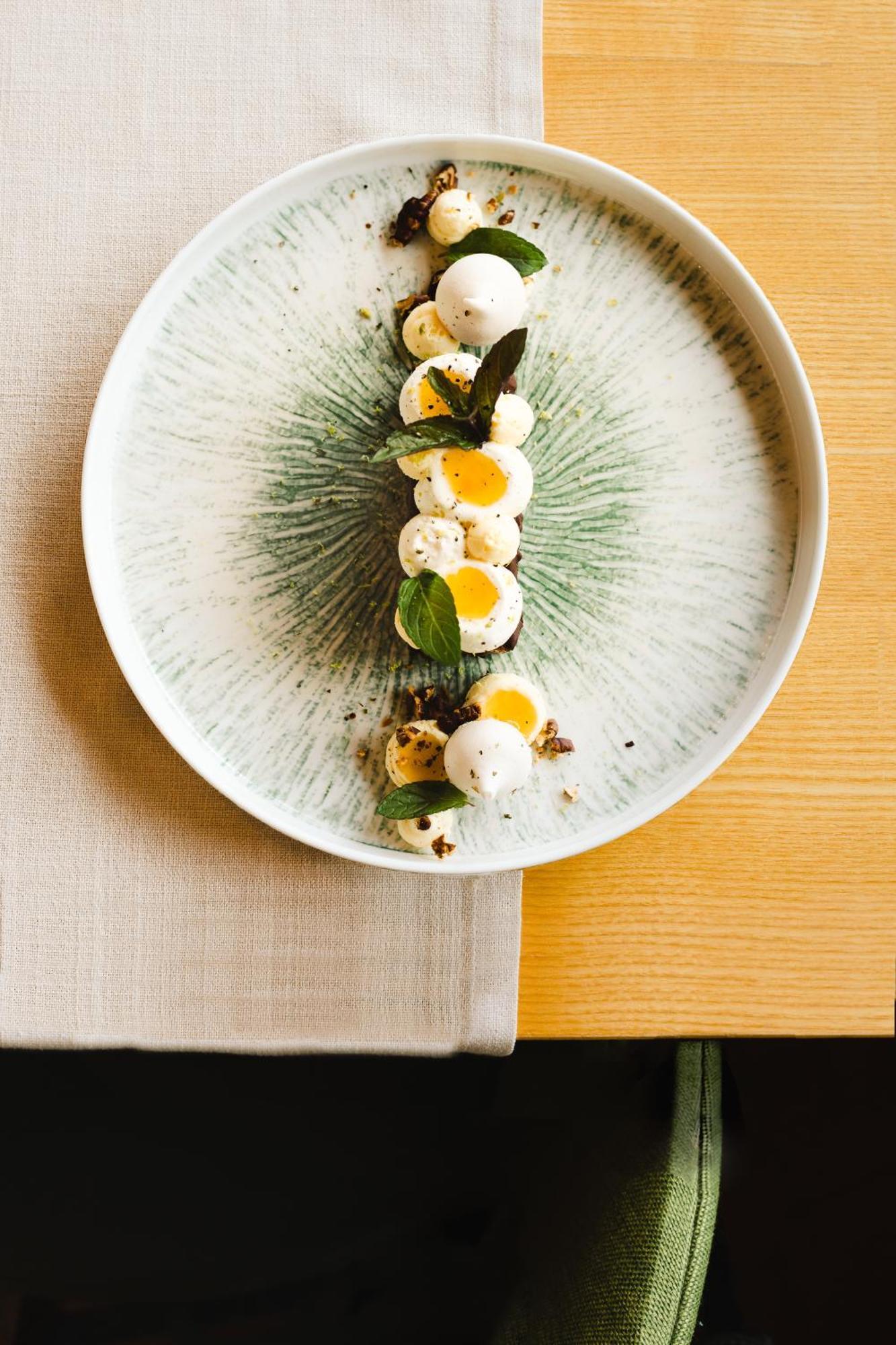 Logis Hotel Le Relais De La Poste Restaurant Le Fil Du Temps Thury-Harcourt-le-Hom 외부 사진