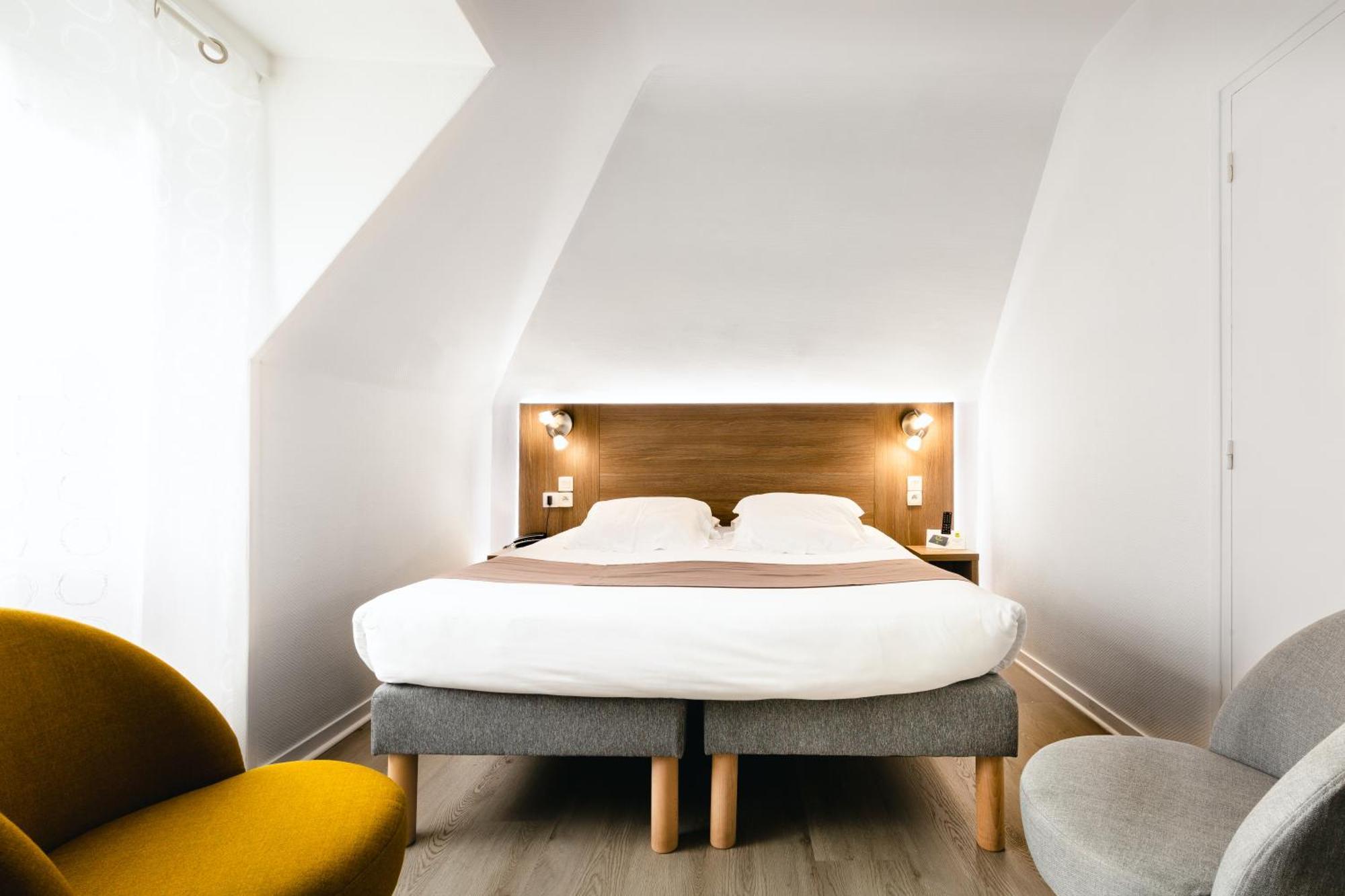 Logis Hotel Le Relais De La Poste Restaurant Le Fil Du Temps Thury-Harcourt-le-Hom 외부 사진