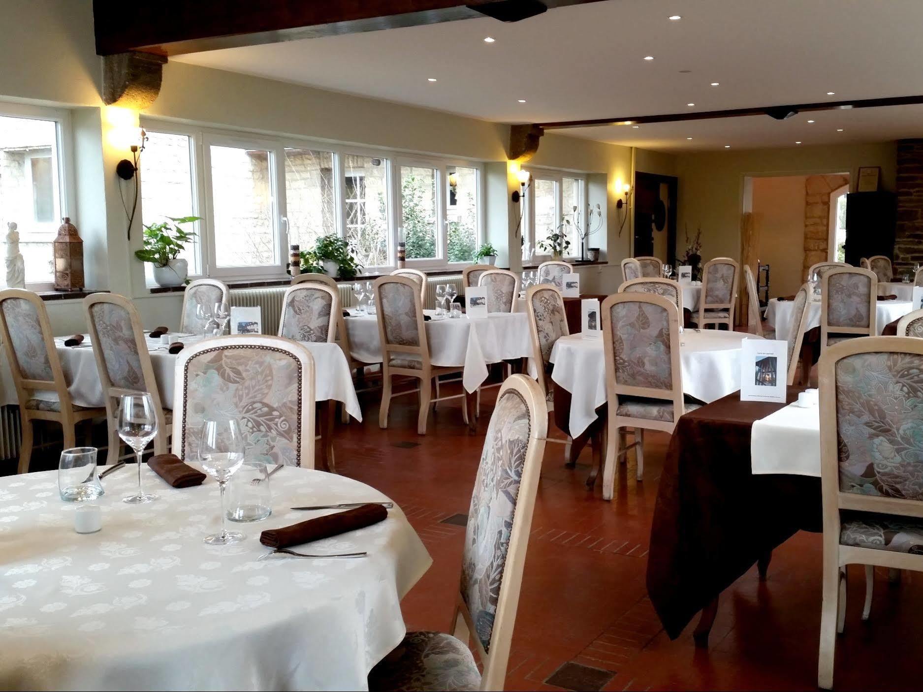 Logis Hotel Le Relais De La Poste Restaurant Le Fil Du Temps Thury-Harcourt-le-Hom 외부 사진