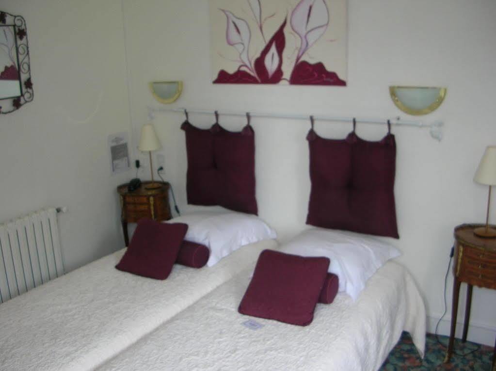 Logis Hotel Le Relais De La Poste Restaurant Le Fil Du Temps Thury-Harcourt-le-Hom 외부 사진